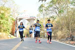 BIB: 
                            <button type="button" onclick="openModal(7211074)" class="btn btn-primary btn-sm float-right btn-popup" data-toggle="modal" data-target=".modal-high-quality">
                        <i class="fas fa-shopping-cart"></i> Add to Cart
                    </button>
                                            <button type="button" onclick="isThisMe(7211074, true)" class="btn btn-success btn-sm float-right btn-popup btn-isme hidden" data-toggle="tooltip" data-placement="bottom" title="นี่คือรูปของคุณใช่ไหม คลิกที่นี่เพื่อเอาเข้าอัลบั้ม">
                        <i class="fas fa-plus"></i> Add to album
                    </button>
                    <button type="button" onclick="isThisMe(7211074, false)" class="btn btn-warning btn-sm float-right btn-popup btn-isnotme hidden">
                        <i class="fas fa-ban"></i> Remove from album
                    </button>