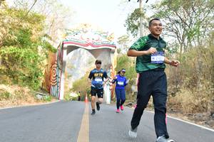 BIB: 7481
                            <button type="button" onclick="openModal(7210162)" class="btn btn-primary btn-sm float-right btn-popup" data-toggle="modal" data-target=".modal-high-quality">
                        <i class="fas fa-shopping-cart"></i> Add to Cart
                    </button>
                                            <button type="button" onclick="isThisMe(7210162, true)" class="btn btn-success btn-sm float-right btn-popup btn-isme hidden" data-toggle="tooltip" data-placement="bottom" title="นี่คือรูปของคุณใช่ไหม คลิกที่นี่เพื่อเอาเข้าอัลบั้ม">
                        <i class="fas fa-plus"></i> Add to album
                    </button>
                    <button type="button" onclick="isThisMe(7210162, false)" class="btn btn-warning btn-sm float-right btn-popup btn-isnotme hidden">
                        <i class="fas fa-ban"></i> Remove from album
                    </button>