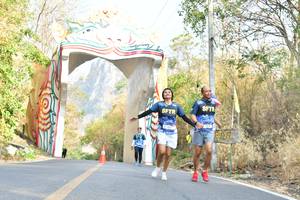 BIB: 
                            <button type="button" onclick="openModal(7210788)" class="btn btn-primary btn-sm float-right btn-popup" data-toggle="modal" data-target=".modal-high-quality">
                        <i class="fas fa-shopping-cart"></i> Add to Cart
                    </button>
                                            <button type="button" onclick="isThisMe(7210788, true)" class="btn btn-success btn-sm float-right btn-popup btn-isme hidden" data-toggle="tooltip" data-placement="bottom" title="นี่คือรูปของคุณใช่ไหม คลิกที่นี่เพื่อเอาเข้าอัลบั้ม">
                        <i class="fas fa-plus"></i> Add to album
                    </button>
                    <button type="button" onclick="isThisMe(7210788, false)" class="btn btn-warning btn-sm float-right btn-popup btn-isnotme hidden">
                        <i class="fas fa-ban"></i> Remove from album
                    </button>