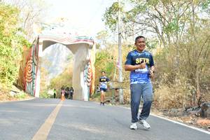 BIB: 
                            <button type="button" onclick="openModal(7210978)" class="btn btn-primary btn-sm float-right btn-popup" data-toggle="modal" data-target=".modal-high-quality">
                        <i class="fas fa-shopping-cart"></i> Add to Cart
                    </button>
                                            <button type="button" onclick="isThisMe(7210978, true)" class="btn btn-success btn-sm float-right btn-popup btn-isme hidden" data-toggle="tooltip" data-placement="bottom" title="นี่คือรูปของคุณใช่ไหม คลิกที่นี่เพื่อเอาเข้าอัลบั้ม">
                        <i class="fas fa-plus"></i> Add to album
                    </button>
                    <button type="button" onclick="isThisMe(7210978, false)" class="btn btn-warning btn-sm float-right btn-popup btn-isnotme hidden">
                        <i class="fas fa-ban"></i> Remove from album
                    </button>