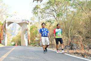 BIB: 
                            <button type="button" onclick="openModal(7211055)" class="btn btn-primary btn-sm float-right btn-popup" data-toggle="modal" data-target=".modal-high-quality">
                        <i class="fas fa-shopping-cart"></i> Add to Cart
                    </button>
                                            <button type="button" onclick="isThisMe(7211055, true)" class="btn btn-success btn-sm float-right btn-popup btn-isme hidden" data-toggle="tooltip" data-placement="bottom" title="นี่คือรูปของคุณใช่ไหม คลิกที่นี่เพื่อเอาเข้าอัลบั้ม">
                        <i class="fas fa-plus"></i> Add to album
                    </button>
                    <button type="button" onclick="isThisMe(7211055, false)" class="btn btn-warning btn-sm float-right btn-popup btn-isnotme hidden">
                        <i class="fas fa-ban"></i> Remove from album
                    </button>