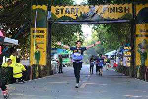 BIB: 043, 020
                            <button type="button" onclick="openModal(7169498)" class="btn btn-primary btn-sm float-right btn-popup" data-toggle="modal" data-target=".modal-high-quality">
                        <i class="fas fa-shopping-cart"></i> Add to Cart
                    </button>
                                            <button type="button" onclick="isThisMe(7169498, true)" class="btn btn-success btn-sm float-right btn-popup btn-isme hidden" data-toggle="tooltip" data-placement="bottom" title="นี่คือรูปของคุณใช่ไหม คลิกที่นี่เพื่อเอาเข้าอัลบั้ม">
                        <i class="fas fa-plus"></i> Add to album
                    </button>
                    <button type="button" onclick="isThisMe(7169498, false)" class="btn btn-warning btn-sm float-right btn-popup btn-isnotme hidden">
                        <i class="fas fa-ban"></i> Remove from album
                    </button>