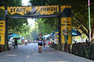 BIB: 042
                            <button type="button" onclick="openModal(7167348)" class="btn btn-primary btn-sm float-right btn-popup" data-toggle="modal" data-target=".modal-high-quality">
                        <i class="fas fa-shopping-cart"></i> Add to Cart
                    </button>
                                            <button type="button" onclick="isThisMe(7167348, true)" class="btn btn-success btn-sm float-right btn-popup btn-isme hidden" data-toggle="tooltip" data-placement="bottom" title="นี่คือรูปของคุณใช่ไหม คลิกที่นี่เพื่อเอาเข้าอัลบั้ม">
                        <i class="fas fa-plus"></i> Add to album
                    </button>
                    <button type="button" onclick="isThisMe(7167348, false)" class="btn btn-warning btn-sm float-right btn-popup btn-isnotme hidden">
                        <i class="fas fa-ban"></i> Remove from album
                    </button>