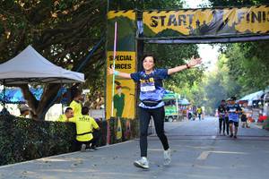 BIB: 721
                            <button type="button" onclick="openModal(7169512)" class="btn btn-primary btn-sm float-right btn-popup" data-toggle="modal" data-target=".modal-high-quality">
                        <i class="fas fa-shopping-cart"></i> Add to Cart
                    </button>
                                            <button type="button" onclick="isThisMe(7169512, true)" class="btn btn-success btn-sm float-right btn-popup btn-isme hidden" data-toggle="tooltip" data-placement="bottom" title="นี่คือรูปของคุณใช่ไหม คลิกที่นี่เพื่อเอาเข้าอัลบั้ม">
                        <i class="fas fa-plus"></i> Add to album
                    </button>
                    <button type="button" onclick="isThisMe(7169512, false)" class="btn btn-warning btn-sm float-right btn-popup btn-isnotme hidden">
                        <i class="fas fa-ban"></i> Remove from album
                    </button>