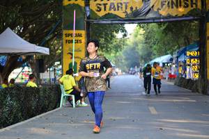 BIB: 04221
                            <button type="button" onclick="openModal(7166234)" class="btn btn-primary btn-sm float-right btn-popup" data-toggle="modal" data-target=".modal-high-quality">
                        <i class="fas fa-shopping-cart"></i> Add to Cart
                    </button>
                                            <button type="button" onclick="isThisMe(7166234, true)" class="btn btn-success btn-sm float-right btn-popup btn-isme hidden" data-toggle="tooltip" data-placement="bottom" title="นี่คือรูปของคุณใช่ไหม คลิกที่นี่เพื่อเอาเข้าอัลบั้ม">
                        <i class="fas fa-plus"></i> Add to album
                    </button>
                    <button type="button" onclick="isThisMe(7166234, false)" class="btn btn-warning btn-sm float-right btn-popup btn-isnotme hidden">
                        <i class="fas fa-ban"></i> Remove from album
                    </button>