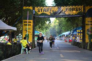 BIB: 842
                            <button type="button" onclick="openModal(7165968)" class="btn btn-primary btn-sm float-right btn-popup" data-toggle="modal" data-target=".modal-high-quality">
                        <i class="fas fa-shopping-cart"></i> Add to Cart
                    </button>
                                            <button type="button" onclick="isThisMe(7165968, true)" class="btn btn-success btn-sm float-right btn-popup btn-isme hidden" data-toggle="tooltip" data-placement="bottom" title="นี่คือรูปของคุณใช่ไหม คลิกที่นี่เพื่อเอาเข้าอัลบั้ม">
                        <i class="fas fa-plus"></i> Add to album
                    </button>
                    <button type="button" onclick="isThisMe(7165968, false)" class="btn btn-warning btn-sm float-right btn-popup btn-isnotme hidden">
                        <i class="fas fa-ban"></i> Remove from album
                    </button>