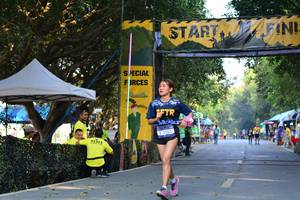 BIB: 7268
                            <button type="button" onclick="openModal(7170099)" class="btn btn-primary btn-sm float-right btn-popup" data-toggle="modal" data-target=".modal-high-quality">
                        <i class="fas fa-shopping-cart"></i> Add to Cart
                    </button>
                                            <button type="button" onclick="isThisMe(7170099, true)" class="btn btn-success btn-sm float-right btn-popup btn-isme hidden" data-toggle="tooltip" data-placement="bottom" title="นี่คือรูปของคุณใช่ไหม คลิกที่นี่เพื่อเอาเข้าอัลบั้ม">
                        <i class="fas fa-plus"></i> Add to album
                    </button>
                    <button type="button" onclick="isThisMe(7170099, false)" class="btn btn-warning btn-sm float-right btn-popup btn-isnotme hidden">
                        <i class="fas fa-ban"></i> Remove from album
                    </button>