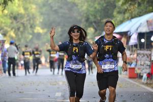 BIB: 2459, 7458
                            <button type="button" onclick="openModal(7191550)" class="btn btn-primary btn-sm float-right btn-popup" data-toggle="modal" data-target=".modal-high-quality">
                        <i class="fas fa-shopping-cart"></i> Add to Cart
                    </button>
                                            <button type="button" onclick="isThisMe(7191550, true)" class="btn btn-success btn-sm float-right btn-popup btn-isme hidden" data-toggle="tooltip" data-placement="bottom" title="นี่คือรูปของคุณใช่ไหม คลิกที่นี่เพื่อเอาเข้าอัลบั้ม">
                        <i class="fas fa-plus"></i> Add to album
                    </button>
                    <button type="button" onclick="isThisMe(7191550, false)" class="btn btn-warning btn-sm float-right btn-popup btn-isnotme hidden">
                        <i class="fas fa-ban"></i> Remove from album
                    </button>