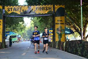 BIB: 0421
                            <button type="button" onclick="openModal(7167042)" class="btn btn-primary btn-sm float-right btn-popup" data-toggle="modal" data-target=".modal-high-quality">
                        <i class="fas fa-shopping-cart"></i> Add to Cart
                    </button>
                                            <button type="button" onclick="isThisMe(7167042, true)" class="btn btn-success btn-sm float-right btn-popup btn-isme hidden" data-toggle="tooltip" data-placement="bottom" title="นี่คือรูปของคุณใช่ไหม คลิกที่นี่เพื่อเอาเข้าอัลบั้ม">
                        <i class="fas fa-plus"></i> Add to album
                    </button>
                    <button type="button" onclick="isThisMe(7167042, false)" class="btn btn-warning btn-sm float-right btn-popup btn-isnotme hidden">
                        <i class="fas fa-ban"></i> Remove from album
                    </button>