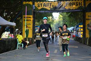 BIB: 3026, 3091
                            <button type="button" onclick="openModal(7165740)" class="btn btn-primary btn-sm float-right btn-popup" data-toggle="modal" data-target=".modal-high-quality">
                        <i class="fas fa-shopping-cart"></i> Add to Cart
                    </button>
                                            <button type="button" onclick="isThisMe(7165740, true)" class="btn btn-success btn-sm float-right btn-popup btn-isme hidden" data-toggle="tooltip" data-placement="bottom" title="นี่คือรูปของคุณใช่ไหม คลิกที่นี่เพื่อเอาเข้าอัลบั้ม">
                        <i class="fas fa-plus"></i> Add to album
                    </button>
                    <button type="button" onclick="isThisMe(7165740, false)" class="btn btn-warning btn-sm float-right btn-popup btn-isnotme hidden">
                        <i class="fas fa-ban"></i> Remove from album
                    </button>