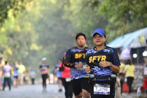 BIB: 1296
                            <button type="button" onclick="openModal(7191909)" class="btn btn-primary btn-sm float-right btn-popup" data-toggle="modal" data-target=".modal-high-quality">
                        <i class="fas fa-shopping-cart"></i> Add to Cart
                    </button>
                                            <button type="button" onclick="isThisMe(7191909, true)" class="btn btn-success btn-sm float-right btn-popup btn-isme hidden" data-toggle="tooltip" data-placement="bottom" title="นี่คือรูปของคุณใช่ไหม คลิกที่นี่เพื่อเอาเข้าอัลบั้ม">
                        <i class="fas fa-plus"></i> Add to album
                    </button>
                    <button type="button" onclick="isThisMe(7191909, false)" class="btn btn-warning btn-sm float-right btn-popup btn-isnotme hidden">
                        <i class="fas fa-ban"></i> Remove from album
                    </button>