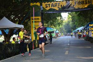 BIB: 042
                            <button type="button" onclick="openModal(7166964)" class="btn btn-primary btn-sm float-right btn-popup" data-toggle="modal" data-target=".modal-high-quality">
                        <i class="fas fa-shopping-cart"></i> Add to Cart
                    </button>
                                            <button type="button" onclick="isThisMe(7166964, true)" class="btn btn-success btn-sm float-right btn-popup btn-isme hidden" data-toggle="tooltip" data-placement="bottom" title="นี่คือรูปของคุณใช่ไหม คลิกที่นี่เพื่อเอาเข้าอัลบั้ม">
                        <i class="fas fa-plus"></i> Add to album
                    </button>
                    <button type="button" onclick="isThisMe(7166964, false)" class="btn btn-warning btn-sm float-right btn-popup btn-isnotme hidden">
                        <i class="fas fa-ban"></i> Remove from album
                    </button>