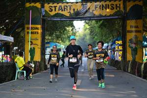 BIB: 042, 3026, 3091
                            <button type="button" onclick="openModal(7165711)" class="btn btn-primary btn-sm float-right btn-popup" data-toggle="modal" data-target=".modal-high-quality">
                        <i class="fas fa-shopping-cart"></i> Add to Cart
                    </button>
                                            <button type="button" onclick="isThisMe(7165711, true)" class="btn btn-success btn-sm float-right btn-popup btn-isme hidden" data-toggle="tooltip" data-placement="bottom" title="นี่คือรูปของคุณใช่ไหม คลิกที่นี่เพื่อเอาเข้าอัลบั้ม">
                        <i class="fas fa-plus"></i> Add to album
                    </button>
                    <button type="button" onclick="isThisMe(7165711, false)" class="btn btn-warning btn-sm float-right btn-popup btn-isnotme hidden">
                        <i class="fas fa-ban"></i> Remove from album
                    </button>