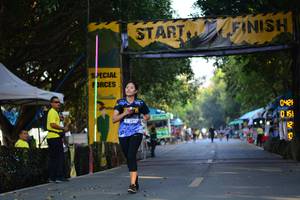 BIB: 042
                            <button type="button" onclick="openModal(7167380)" class="btn btn-primary btn-sm float-right btn-popup" data-toggle="modal" data-target=".modal-high-quality">
                        <i class="fas fa-shopping-cart"></i> Add to Cart
                    </button>
                                            <button type="button" onclick="isThisMe(7167380, true)" class="btn btn-success btn-sm float-right btn-popup btn-isme hidden" data-toggle="tooltip" data-placement="bottom" title="นี่คือรูปของคุณใช่ไหม คลิกที่นี่เพื่อเอาเข้าอัลบั้ม">
                        <i class="fas fa-plus"></i> Add to album
                    </button>
                    <button type="button" onclick="isThisMe(7167380, false)" class="btn btn-warning btn-sm float-right btn-popup btn-isnotme hidden">
                        <i class="fas fa-ban"></i> Remove from album
                    </button>