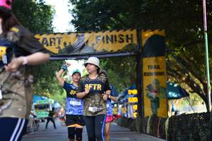 BIB: 3040
                            <button type="button" onclick="openModal(7167570)" class="btn btn-primary btn-sm float-right btn-popup" data-toggle="modal" data-target=".modal-high-quality">
                        <i class="fas fa-shopping-cart"></i> Add to Cart
                    </button>
                                            <button type="button" onclick="isThisMe(7167570, true)" class="btn btn-success btn-sm float-right btn-popup btn-isme hidden" data-toggle="tooltip" data-placement="bottom" title="นี่คือรูปของคุณใช่ไหม คลิกที่นี่เพื่อเอาเข้าอัลบั้ม">
                        <i class="fas fa-plus"></i> Add to album
                    </button>
                    <button type="button" onclick="isThisMe(7167570, false)" class="btn btn-warning btn-sm float-right btn-popup btn-isnotme hidden">
                        <i class="fas fa-ban"></i> Remove from album
                    </button>