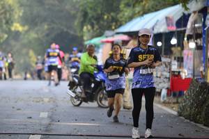 BIB: 733
                            <button type="button" onclick="openModal(7191873)" class="btn btn-primary btn-sm float-right btn-popup" data-toggle="modal" data-target=".modal-high-quality">
                        <i class="fas fa-shopping-cart"></i> Add to Cart
                    </button>
                                            <button type="button" onclick="isThisMe(7191873, true)" class="btn btn-success btn-sm float-right btn-popup btn-isme hidden" data-toggle="tooltip" data-placement="bottom" title="นี่คือรูปของคุณใช่ไหม คลิกที่นี่เพื่อเอาเข้าอัลบั้ม">
                        <i class="fas fa-plus"></i> Add to album
                    </button>
                    <button type="button" onclick="isThisMe(7191873, false)" class="btn btn-warning btn-sm float-right btn-popup btn-isnotme hidden">
                        <i class="fas fa-ban"></i> Remove from album
                    </button>