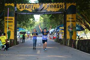 BIB: 0416
                            <button type="button" onclick="openModal(7164940)" class="btn btn-primary btn-sm float-right btn-popup" data-toggle="modal" data-target=".modal-high-quality">
                        <i class="fas fa-shopping-cart"></i> Add to Cart
                    </button>
                                            <button type="button" onclick="isThisMe(7164940, true)" class="btn btn-success btn-sm float-right btn-popup btn-isme hidden" data-toggle="tooltip" data-placement="bottom" title="นี่คือรูปของคุณใช่ไหม คลิกที่นี่เพื่อเอาเข้าอัลบั้ม">
                        <i class="fas fa-plus"></i> Add to album
                    </button>
                    <button type="button" onclick="isThisMe(7164940, false)" class="btn btn-warning btn-sm float-right btn-popup btn-isnotme hidden">
                        <i class="fas fa-ban"></i> Remove from album
                    </button>