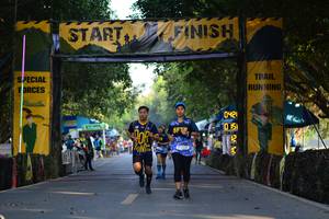 BIB: 0421
                            <button type="button" onclick="openModal(7167308)" class="btn btn-primary btn-sm float-right btn-popup" data-toggle="modal" data-target=".modal-high-quality">
                        <i class="fas fa-shopping-cart"></i> Add to Cart
                    </button>
                                            <button type="button" onclick="isThisMe(7167308, true)" class="btn btn-success btn-sm float-right btn-popup btn-isme hidden" data-toggle="tooltip" data-placement="bottom" title="นี่คือรูปของคุณใช่ไหม คลิกที่นี่เพื่อเอาเข้าอัลบั้ม">
                        <i class="fas fa-plus"></i> Add to album
                    </button>
                    <button type="button" onclick="isThisMe(7167308, false)" class="btn btn-warning btn-sm float-right btn-popup btn-isnotme hidden">
                        <i class="fas fa-ban"></i> Remove from album
                    </button>