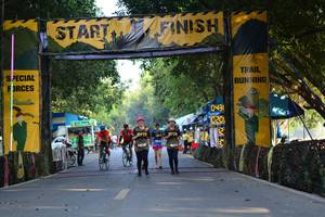 BIB: 0431, 0201
                            <button type="button" onclick="openModal(7167505)" class="btn btn-primary btn-sm float-right btn-popup" data-toggle="modal" data-target=".modal-high-quality">
                        <i class="fas fa-shopping-cart"></i> Add to Cart
                    </button>
                                            <button type="button" onclick="isThisMe(7167505, true)" class="btn btn-success btn-sm float-right btn-popup btn-isme hidden" data-toggle="tooltip" data-placement="bottom" title="นี่คือรูปของคุณใช่ไหม คลิกที่นี่เพื่อเอาเข้าอัลบั้ม">
                        <i class="fas fa-plus"></i> Add to album
                    </button>
                    <button type="button" onclick="isThisMe(7167505, false)" class="btn btn-warning btn-sm float-right btn-popup btn-isnotme hidden">
                        <i class="fas fa-ban"></i> Remove from album
                    </button>