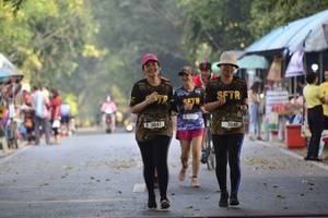 BIB: 3041, 3040
                            <button type="button" onclick="openModal(7191145)" class="btn btn-primary btn-sm float-right btn-popup" data-toggle="modal" data-target=".modal-high-quality">
                        <i class="fas fa-shopping-cart"></i> Add to Cart
                    </button>
                                            <button type="button" onclick="isThisMe(7191145, true)" class="btn btn-success btn-sm float-right btn-popup btn-isme hidden" data-toggle="tooltip" data-placement="bottom" title="นี่คือรูปของคุณใช่ไหม คลิกที่นี่เพื่อเอาเข้าอัลบั้ม">
                        <i class="fas fa-plus"></i> Add to album
                    </button>
                    <button type="button" onclick="isThisMe(7191145, false)" class="btn btn-warning btn-sm float-right btn-popup btn-isnotme hidden">
                        <i class="fas fa-ban"></i> Remove from album
                    </button>