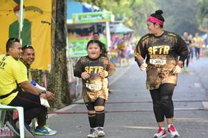 BIB: 3067, 3014
                            <button type="button" onclick="openModal(7190644)" class="btn btn-primary btn-sm float-right btn-popup" data-toggle="modal" data-target=".modal-high-quality">
                        <i class="fas fa-shopping-cart"></i> Add to Cart
                    </button>
                                            <button type="button" onclick="isThisMe(7190644, true)" class="btn btn-success btn-sm float-right btn-popup btn-isme hidden" data-toggle="tooltip" data-placement="bottom" title="นี่คือรูปของคุณใช่ไหม คลิกที่นี่เพื่อเอาเข้าอัลบั้ม">
                        <i class="fas fa-plus"></i> Add to album
                    </button>
                    <button type="button" onclick="isThisMe(7190644, false)" class="btn btn-warning btn-sm float-right btn-popup btn-isnotme hidden">
                        <i class="fas fa-ban"></i> Remove from album
                    </button>