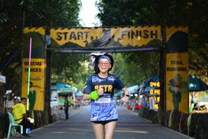 BIB: 4004
                            <button type="button" onclick="openModal(7165383)" class="btn btn-primary btn-sm float-right btn-popup" data-toggle="modal" data-target=".modal-high-quality">
                        <i class="fas fa-shopping-cart"></i> Add to Cart
                    </button>
                                            <button type="button" onclick="isThisMe(7165383, true)" class="btn btn-success btn-sm float-right btn-popup btn-isme hidden" data-toggle="tooltip" data-placement="bottom" title="นี่คือรูปของคุณใช่ไหม คลิกที่นี่เพื่อเอาเข้าอัลบั้ม">
                        <i class="fas fa-plus"></i> Add to album
                    </button>
                    <button type="button" onclick="isThisMe(7165383, false)" class="btn btn-warning btn-sm float-right btn-popup btn-isnotme hidden">
                        <i class="fas fa-ban"></i> Remove from album
                    </button>