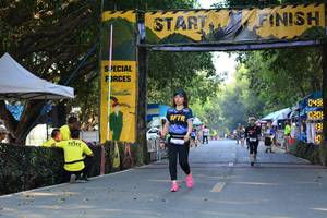 BIB: 043, 020
                            <button type="button" onclick="openModal(7169846)" class="btn btn-primary btn-sm float-right btn-popup" data-toggle="modal" data-target=".modal-high-quality">
                        <i class="fas fa-shopping-cart"></i> Add to Cart
                    </button>
                                            <button type="button" onclick="isThisMe(7169846, true)" class="btn btn-success btn-sm float-right btn-popup btn-isme hidden" data-toggle="tooltip" data-placement="bottom" title="นี่คือรูปของคุณใช่ไหม คลิกที่นี่เพื่อเอาเข้าอัลบั้ม">
                        <i class="fas fa-plus"></i> Add to album
                    </button>
                    <button type="button" onclick="isThisMe(7169846, false)" class="btn btn-warning btn-sm float-right btn-popup btn-isnotme hidden">
                        <i class="fas fa-ban"></i> Remove from album
                    </button>