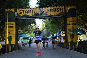 BIB: 0201
                            <button type="button" onclick="openModal(7167671)" class="btn btn-primary btn-sm float-right btn-popup" data-toggle="modal" data-target=".modal-high-quality">
                        <i class="fas fa-shopping-cart"></i> Add to Cart
                    </button>
                                            <button type="button" onclick="isThisMe(7167671, true)" class="btn btn-success btn-sm float-right btn-popup btn-isme hidden" data-toggle="tooltip" data-placement="bottom" title="นี่คือรูปของคุณใช่ไหม คลิกที่นี่เพื่อเอาเข้าอัลบั้ม">
                        <i class="fas fa-plus"></i> Add to album
                    </button>
                    <button type="button" onclick="isThisMe(7167671, false)" class="btn btn-warning btn-sm float-right btn-popup btn-isnotme hidden">
                        <i class="fas fa-ban"></i> Remove from album
                    </button>