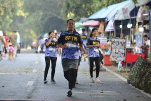 BIB: 212
                            <button type="button" onclick="openModal(7194471)" class="btn btn-primary btn-sm float-right btn-popup" data-toggle="modal" data-target=".modal-high-quality">
                        <i class="fas fa-shopping-cart"></i> Add to Cart
                    </button>
                                            <button type="button" onclick="isThisMe(7194471, true)" class="btn btn-success btn-sm float-right btn-popup btn-isme hidden" data-toggle="tooltip" data-placement="bottom" title="นี่คือรูปของคุณใช่ไหม คลิกที่นี่เพื่อเอาเข้าอัลบั้ม">
                        <i class="fas fa-plus"></i> Add to album
                    </button>
                    <button type="button" onclick="isThisMe(7194471, false)" class="btn btn-warning btn-sm float-right btn-popup btn-isnotme hidden">
                        <i class="fas fa-ban"></i> Remove from album
                    </button>