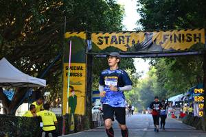 BIB: 268, 043, 020
                            <button type="button" onclick="openModal(7168770)" class="btn btn-primary btn-sm float-right btn-popup" data-toggle="modal" data-target=".modal-high-quality">
                        <i class="fas fa-shopping-cart"></i> Add to Cart
                    </button>
                                            <button type="button" onclick="isThisMe(7168770, true)" class="btn btn-success btn-sm float-right btn-popup btn-isme hidden" data-toggle="tooltip" data-placement="bottom" title="นี่คือรูปของคุณใช่ไหม คลิกที่นี่เพื่อเอาเข้าอัลบั้ม">
                        <i class="fas fa-plus"></i> Add to album
                    </button>
                    <button type="button" onclick="isThisMe(7168770, false)" class="btn btn-warning btn-sm float-right btn-popup btn-isnotme hidden">
                        <i class="fas fa-ban"></i> Remove from album
                    </button>