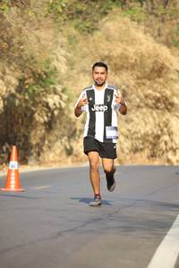 BIB: 400
                            <button type="button" onclick="openModal(7181424)" class="btn btn-primary btn-sm float-right btn-popup" data-toggle="modal" data-target=".modal-high-quality">
                        <i class="fas fa-shopping-cart"></i> Add to Cart
                    </button>
                                            <button type="button" onclick="isThisMe(7181424, true)" class="btn btn-success btn-sm float-right btn-popup btn-isme hidden" data-toggle="tooltip" data-placement="bottom" title="นี่คือรูปของคุณใช่ไหม คลิกที่นี่เพื่อเอาเข้าอัลบั้ม">
                        <i class="fas fa-plus"></i> Add to album
                    </button>
                    <button type="button" onclick="isThisMe(7181424, false)" class="btn btn-warning btn-sm float-right btn-popup btn-isnotme hidden">
                        <i class="fas fa-ban"></i> Remove from album
                    </button>