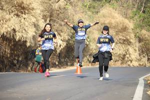 BIB: 
                            <button type="button" onclick="openModal(7188908)" class="btn btn-primary btn-sm float-right btn-popup" data-toggle="modal" data-target=".modal-high-quality">
                        <i class="fas fa-shopping-cart"></i> Add to Cart
                    </button>
                                            <button type="button" onclick="isThisMe(7188908, true)" class="btn btn-success btn-sm float-right btn-popup btn-isme hidden" data-toggle="tooltip" data-placement="bottom" title="นี่คือรูปของคุณใช่ไหม คลิกที่นี่เพื่อเอาเข้าอัลบั้ม">
                        <i class="fas fa-plus"></i> Add to album
                    </button>
                    <button type="button" onclick="isThisMe(7188908, false)" class="btn btn-warning btn-sm float-right btn-popup btn-isnotme hidden">
                        <i class="fas fa-ban"></i> Remove from album
                    </button>