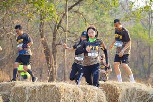 BIB: 317, 3007
                            <button type="button" onclick="openModal(7237419)" class="btn btn-primary btn-sm float-right btn-popup" data-toggle="modal" data-target=".modal-high-quality">
                        <i class="fas fa-shopping-cart"></i> Add to Cart
                    </button>
                                            <button type="button" onclick="isThisMe(7237419, true)" class="btn btn-success btn-sm float-right btn-popup btn-isme hidden" data-toggle="tooltip" data-placement="bottom" title="นี่คือรูปของคุณใช่ไหม คลิกที่นี่เพื่อเอาเข้าอัลบั้ม">
                        <i class="fas fa-plus"></i> Add to album
                    </button>
                    <button type="button" onclick="isThisMe(7237419, false)" class="btn btn-warning btn-sm float-right btn-popup btn-isnotme hidden">
                        <i class="fas fa-ban"></i> Remove from album
                    </button>