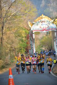 BIB: 100
                            <button type="button" onclick="openModal(7240293)" class="btn btn-primary btn-sm float-right btn-popup" data-toggle="modal" data-target=".modal-high-quality">
                        <i class="fas fa-shopping-cart"></i> Add to Cart
                    </button>
                                            <button type="button" onclick="isThisMe(7240293, true)" class="btn btn-success btn-sm float-right btn-popup btn-isme hidden" data-toggle="tooltip" data-placement="bottom" title="นี่คือรูปของคุณใช่ไหม คลิกที่นี่เพื่อเอาเข้าอัลบั้ม">
                        <i class="fas fa-plus"></i> Add to album
                    </button>
                    <button type="button" onclick="isThisMe(7240293, false)" class="btn btn-warning btn-sm float-right btn-popup btn-isnotme hidden">
                        <i class="fas fa-ban"></i> Remove from album
                    </button>