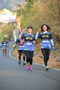 BIB: 7222, 2833
                            <button type="button" onclick="openModal(7241046)" class="btn btn-primary btn-sm float-right btn-popup" data-toggle="modal" data-target=".modal-high-quality">
                        <i class="fas fa-shopping-cart"></i> Add to Cart
                    </button>
                                            <button type="button" onclick="isThisMe(7241046, true)" class="btn btn-success btn-sm float-right btn-popup btn-isme hidden" data-toggle="tooltip" data-placement="bottom" title="นี่คือรูปของคุณใช่ไหม คลิกที่นี่เพื่อเอาเข้าอัลบั้ม">
                        <i class="fas fa-plus"></i> Add to album
                    </button>
                    <button type="button" onclick="isThisMe(7241046, false)" class="btn btn-warning btn-sm float-right btn-popup btn-isnotme hidden">
                        <i class="fas fa-ban"></i> Remove from album
                    </button>