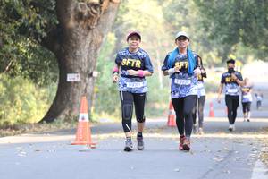 BIB: 7230, 9301
                            <button type="button" onclick="openModal(7202796)" class="btn btn-primary btn-sm float-right btn-popup" data-toggle="modal" data-target=".modal-high-quality">
                        <i class="fas fa-shopping-cart"></i> Add to Cart
                    </button>
                                            <button type="button" onclick="isThisMe(7202796, true)" class="btn btn-success btn-sm float-right btn-popup btn-isme hidden" data-toggle="tooltip" data-placement="bottom" title="นี่คือรูปของคุณใช่ไหม คลิกที่นี่เพื่อเอาเข้าอัลบั้ม">
                        <i class="fas fa-plus"></i> Add to album
                    </button>
                    <button type="button" onclick="isThisMe(7202796, false)" class="btn btn-warning btn-sm float-right btn-popup btn-isnotme hidden">
                        <i class="fas fa-ban"></i> Remove from album
                    </button>