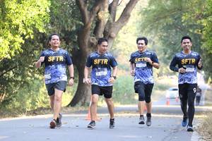 BIB: 7433, 7048
                            <button type="button" onclick="openModal(7200805)" class="btn btn-primary btn-sm float-right btn-popup" data-toggle="modal" data-target=".modal-high-quality">
                        <i class="fas fa-shopping-cart"></i> Add to Cart
                    </button>
                                            <button type="button" onclick="isThisMe(7200805, true)" class="btn btn-success btn-sm float-right btn-popup btn-isme hidden" data-toggle="tooltip" data-placement="bottom" title="นี่คือรูปของคุณใช่ไหม คลิกที่นี่เพื่อเอาเข้าอัลบั้ม">
                        <i class="fas fa-plus"></i> Add to album
                    </button>
                    <button type="button" onclick="isThisMe(7200805, false)" class="btn btn-warning btn-sm float-right btn-popup btn-isnotme hidden">
                        <i class="fas fa-ban"></i> Remove from album
                    </button>