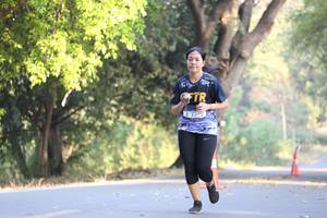 BIB: 235
                            <button type="button" onclick="openModal(7200742)" class="btn btn-primary btn-sm float-right btn-popup" data-toggle="modal" data-target=".modal-high-quality">
                        <i class="fas fa-shopping-cart"></i> Add to Cart
                    </button>
                                            <button type="button" onclick="isThisMe(7200742, true)" class="btn btn-success btn-sm float-right btn-popup btn-isme hidden" data-toggle="tooltip" data-placement="bottom" title="นี่คือรูปของคุณใช่ไหม คลิกที่นี่เพื่อเอาเข้าอัลบั้ม">
                        <i class="fas fa-plus"></i> Add to album
                    </button>
                    <button type="button" onclick="isThisMe(7200742, false)" class="btn btn-warning btn-sm float-right btn-popup btn-isnotme hidden">
                        <i class="fas fa-ban"></i> Remove from album
                    </button>