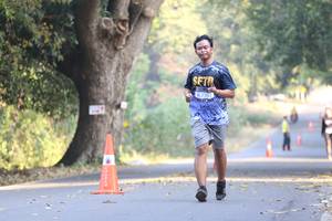 BIB: 7397
                            <button type="button" onclick="openModal(7199664)" class="btn btn-primary btn-sm float-right btn-popup" data-toggle="modal" data-target=".modal-high-quality">
                        <i class="fas fa-shopping-cart"></i> Add to Cart
                    </button>
                                            <button type="button" onclick="isThisMe(7199664, true)" class="btn btn-success btn-sm float-right btn-popup btn-isme hidden" data-toggle="tooltip" data-placement="bottom" title="นี่คือรูปของคุณใช่ไหม คลิกที่นี่เพื่อเอาเข้าอัลบั้ม">
                        <i class="fas fa-plus"></i> Add to album
                    </button>
                    <button type="button" onclick="isThisMe(7199664, false)" class="btn btn-warning btn-sm float-right btn-popup btn-isnotme hidden">
                        <i class="fas fa-ban"></i> Remove from album
                    </button>