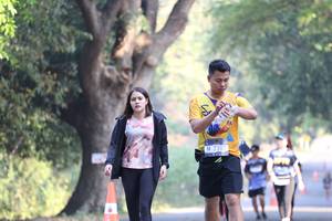 BIB: 7387
                            <button type="button" onclick="openModal(7201384)" class="btn btn-primary btn-sm float-right btn-popup" data-toggle="modal" data-target=".modal-high-quality">
                        <i class="fas fa-shopping-cart"></i> Add to Cart
                    </button>
                                            <button type="button" onclick="isThisMe(7201384, true)" class="btn btn-success btn-sm float-right btn-popup btn-isme hidden" data-toggle="tooltip" data-placement="bottom" title="นี่คือรูปของคุณใช่ไหม คลิกที่นี่เพื่อเอาเข้าอัลบั้ม">
                        <i class="fas fa-plus"></i> Add to album
                    </button>
                    <button type="button" onclick="isThisMe(7201384, false)" class="btn btn-warning btn-sm float-right btn-popup btn-isnotme hidden">
                        <i class="fas fa-ban"></i> Remove from album
                    </button>