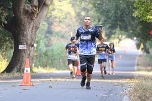 BIB: 7250
                            <button type="button" onclick="openModal(7198268)" class="btn btn-primary btn-sm float-right btn-popup" data-toggle="modal" data-target=".modal-high-quality">
                        <i class="fas fa-shopping-cart"></i> Add to Cart
                    </button>
                                            <button type="button" onclick="isThisMe(7198268, true)" class="btn btn-success btn-sm float-right btn-popup btn-isme hidden" data-toggle="tooltip" data-placement="bottom" title="นี่คือรูปของคุณใช่ไหม คลิกที่นี่เพื่อเอาเข้าอัลบั้ม">
                        <i class="fas fa-plus"></i> Add to album
                    </button>
                    <button type="button" onclick="isThisMe(7198268, false)" class="btn btn-warning btn-sm float-right btn-popup btn-isnotme hidden">
                        <i class="fas fa-ban"></i> Remove from album
                    </button>