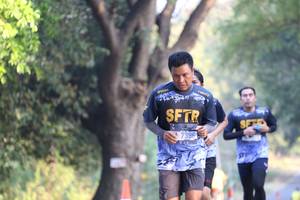 BIB: 7396
                            <button type="button" onclick="openModal(7192730)" class="btn btn-primary btn-sm float-right btn-popup" data-toggle="modal" data-target=".modal-high-quality">
                        <i class="fas fa-shopping-cart"></i> Add to Cart
                    </button>
                                            <button type="button" onclick="isThisMe(7192730, true)" class="btn btn-success btn-sm float-right btn-popup btn-isme hidden" data-toggle="tooltip" data-placement="bottom" title="นี่คือรูปของคุณใช่ไหม คลิกที่นี่เพื่อเอาเข้าอัลบั้ม">
                        <i class="fas fa-plus"></i> Add to album
                    </button>
                    <button type="button" onclick="isThisMe(7192730, false)" class="btn btn-warning btn-sm float-right btn-popup btn-isnotme hidden">
                        <i class="fas fa-ban"></i> Remove from album
                    </button>