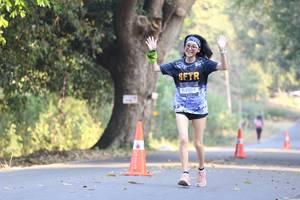 BIB: 9004
                            <button type="button" onclick="openModal(7198298)" class="btn btn-primary btn-sm float-right btn-popup" data-toggle="modal" data-target=".modal-high-quality">
                        <i class="fas fa-shopping-cart"></i> Add to Cart
                    </button>
                                            <button type="button" onclick="isThisMe(7198298, true)" class="btn btn-success btn-sm float-right btn-popup btn-isme hidden" data-toggle="tooltip" data-placement="bottom" title="นี่คือรูปของคุณใช่ไหม คลิกที่นี่เพื่อเอาเข้าอัลบั้ม">
                        <i class="fas fa-plus"></i> Add to album
                    </button>
                    <button type="button" onclick="isThisMe(7198298, false)" class="btn btn-warning btn-sm float-right btn-popup btn-isnotme hidden">
                        <i class="fas fa-ban"></i> Remove from album
                    </button>