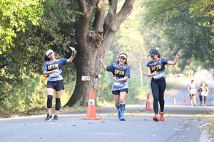 BIB: 
                            <button type="button" onclick="openModal(7200725)" class="btn btn-primary btn-sm float-right btn-popup" data-toggle="modal" data-target=".modal-high-quality">
                        <i class="fas fa-shopping-cart"></i> Add to Cart
                    </button>
                                            <button type="button" onclick="isThisMe(7200725, true)" class="btn btn-success btn-sm float-right btn-popup btn-isme hidden" data-toggle="tooltip" data-placement="bottom" title="นี่คือรูปของคุณใช่ไหม คลิกที่นี่เพื่อเอาเข้าอัลบั้ม">
                        <i class="fas fa-plus"></i> Add to album
                    </button>
                    <button type="button" onclick="isThisMe(7200725, false)" class="btn btn-warning btn-sm float-right btn-popup btn-isnotme hidden">
                        <i class="fas fa-ban"></i> Remove from album
                    </button>