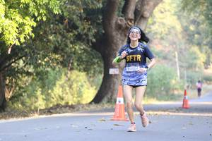 BIB: 9004
                            <button type="button" onclick="openModal(7198303)" class="btn btn-primary btn-sm float-right btn-popup" data-toggle="modal" data-target=".modal-high-quality">
                        <i class="fas fa-shopping-cart"></i> Add to Cart
                    </button>
                                            <button type="button" onclick="isThisMe(7198303, true)" class="btn btn-success btn-sm float-right btn-popup btn-isme hidden" data-toggle="tooltip" data-placement="bottom" title="นี่คือรูปของคุณใช่ไหม คลิกที่นี่เพื่อเอาเข้าอัลบั้ม">
                        <i class="fas fa-plus"></i> Add to album
                    </button>
                    <button type="button" onclick="isThisMe(7198303, false)" class="btn btn-warning btn-sm float-right btn-popup btn-isnotme hidden">
                        <i class="fas fa-ban"></i> Remove from album
                    </button>