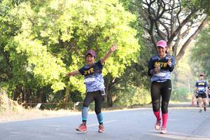 BIB: 1251, 7729
                            <button type="button" onclick="openModal(7200697)" class="btn btn-primary btn-sm float-right btn-popup" data-toggle="modal" data-target=".modal-high-quality">
                        <i class="fas fa-shopping-cart"></i> Add to Cart
                    </button>
                                            <button type="button" onclick="isThisMe(7200697, true)" class="btn btn-success btn-sm float-right btn-popup btn-isme hidden" data-toggle="tooltip" data-placement="bottom" title="นี่คือรูปของคุณใช่ไหม คลิกที่นี่เพื่อเอาเข้าอัลบั้ม">
                        <i class="fas fa-plus"></i> Add to album
                    </button>
                    <button type="button" onclick="isThisMe(7200697, false)" class="btn btn-warning btn-sm float-right btn-popup btn-isnotme hidden">
                        <i class="fas fa-ban"></i> Remove from album
                    </button>