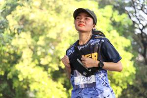 BIB: 7242
                            <button type="button" onclick="openModal(7197917)" class="btn btn-primary btn-sm float-right btn-popup" data-toggle="modal" data-target=".modal-high-quality">
                        <i class="fas fa-shopping-cart"></i> Add to Cart
                    </button>
                                            <button type="button" onclick="isThisMe(7197917, true)" class="btn btn-success btn-sm float-right btn-popup btn-isme hidden" data-toggle="tooltip" data-placement="bottom" title="นี่คือรูปของคุณใช่ไหม คลิกที่นี่เพื่อเอาเข้าอัลบั้ม">
                        <i class="fas fa-plus"></i> Add to album
                    </button>
                    <button type="button" onclick="isThisMe(7197917, false)" class="btn btn-warning btn-sm float-right btn-popup btn-isnotme hidden">
                        <i class="fas fa-ban"></i> Remove from album
                    </button>