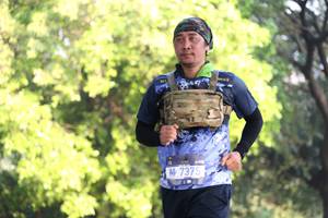 BIB: 7375
                            <button type="button" onclick="openModal(7200549)" class="btn btn-primary btn-sm float-right btn-popup" data-toggle="modal" data-target=".modal-high-quality">
                        <i class="fas fa-shopping-cart"></i> Add to Cart
                    </button>
                                            <button type="button" onclick="isThisMe(7200549, true)" class="btn btn-success btn-sm float-right btn-popup btn-isme hidden" data-toggle="tooltip" data-placement="bottom" title="นี่คือรูปของคุณใช่ไหม คลิกที่นี่เพื่อเอาเข้าอัลบั้ม">
                        <i class="fas fa-plus"></i> Add to album
                    </button>
                    <button type="button" onclick="isThisMe(7200549, false)" class="btn btn-warning btn-sm float-right btn-popup btn-isnotme hidden">
                        <i class="fas fa-ban"></i> Remove from album
                    </button>