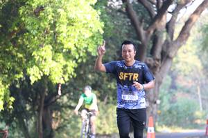 BIB: 7461
                            <button type="button" onclick="openModal(7198741)" class="btn btn-primary btn-sm float-right btn-popup" data-toggle="modal" data-target=".modal-high-quality">
                        <i class="fas fa-shopping-cart"></i> Add to Cart
                    </button>
                                            <button type="button" onclick="isThisMe(7198741, true)" class="btn btn-success btn-sm float-right btn-popup btn-isme hidden" data-toggle="tooltip" data-placement="bottom" title="นี่คือรูปของคุณใช่ไหม คลิกที่นี่เพื่อเอาเข้าอัลบั้ม">
                        <i class="fas fa-plus"></i> Add to album
                    </button>
                    <button type="button" onclick="isThisMe(7198741, false)" class="btn btn-warning btn-sm float-right btn-popup btn-isnotme hidden">
                        <i class="fas fa-ban"></i> Remove from album
                    </button>