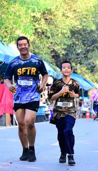 BIB: 7401, 3001
                            <button type="button" onclick="openModal(7204752)" class="btn btn-primary btn-sm float-right btn-popup" data-toggle="modal" data-target=".modal-high-quality">
                        <i class="fas fa-shopping-cart"></i> Add to Cart
                    </button>
                                            <button type="button" onclick="isThisMe(7204752, true)" class="btn btn-success btn-sm float-right btn-popup btn-isme hidden" data-toggle="tooltip" data-placement="bottom" title="นี่คือรูปของคุณใช่ไหม คลิกที่นี่เพื่อเอาเข้าอัลบั้ม">
                        <i class="fas fa-plus"></i> Add to album
                    </button>
                    <button type="button" onclick="isThisMe(7204752, false)" class="btn btn-warning btn-sm float-right btn-popup btn-isnotme hidden">
                        <i class="fas fa-ban"></i> Remove from album
                    </button>